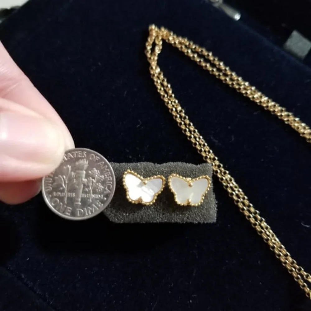 Set of earring and necklace with pendant - Picture 10 of 10